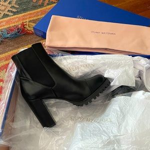 Stuart Weitzman Wenda Bootie Size 8 *NEW IN BOX*
